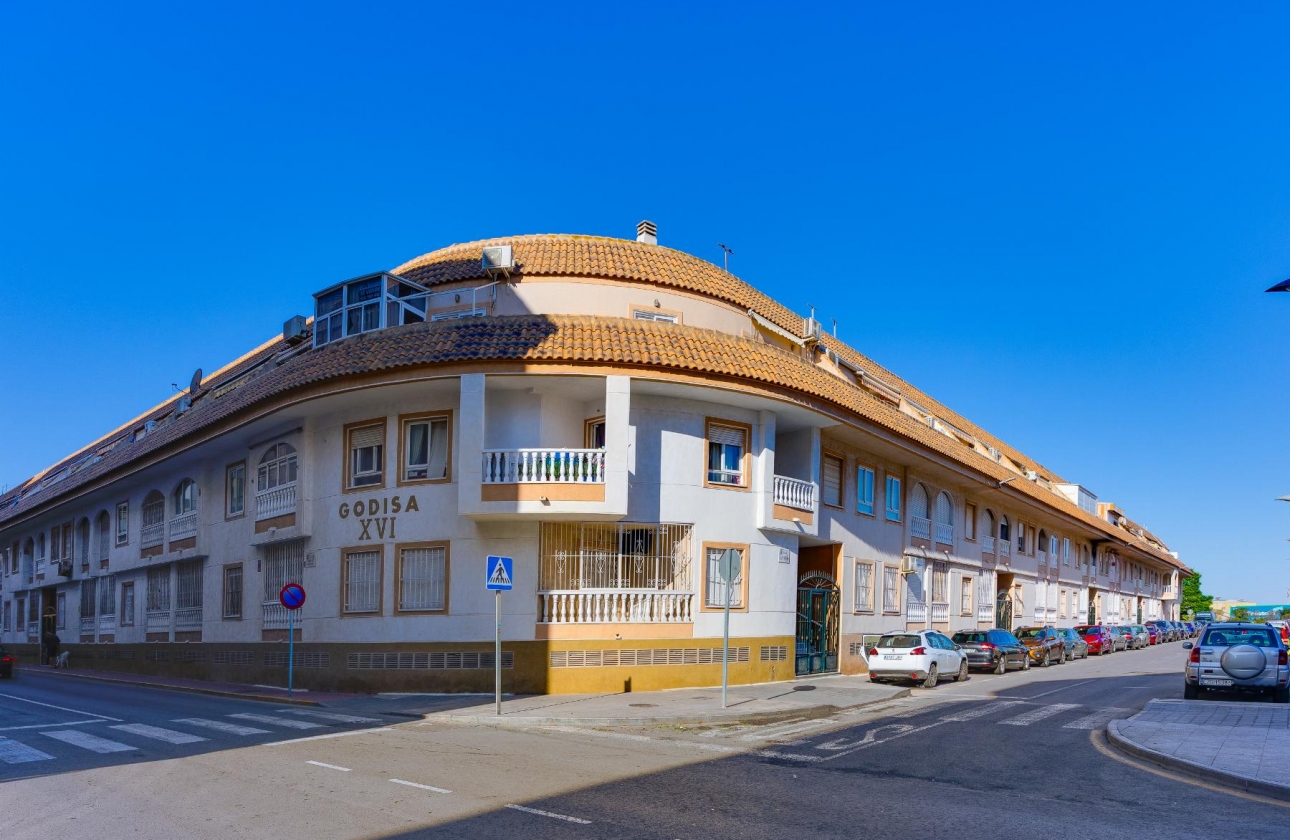 Resale - Apartment - Torrevieja - Playa del Acequión