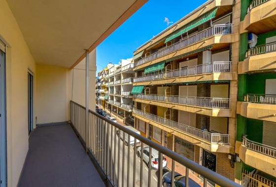 Wiederverkauf - Wohnung - Torrevieja - Playa del cura