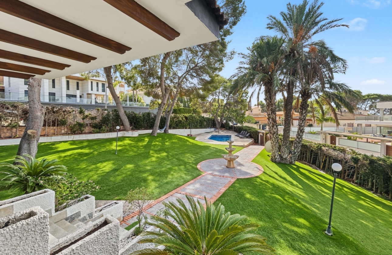 Resale - Villa - Orihuela Costa - Campoamor