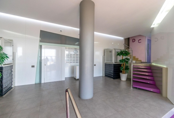 Resale - Apartment - Torrevieja - Playa del cura