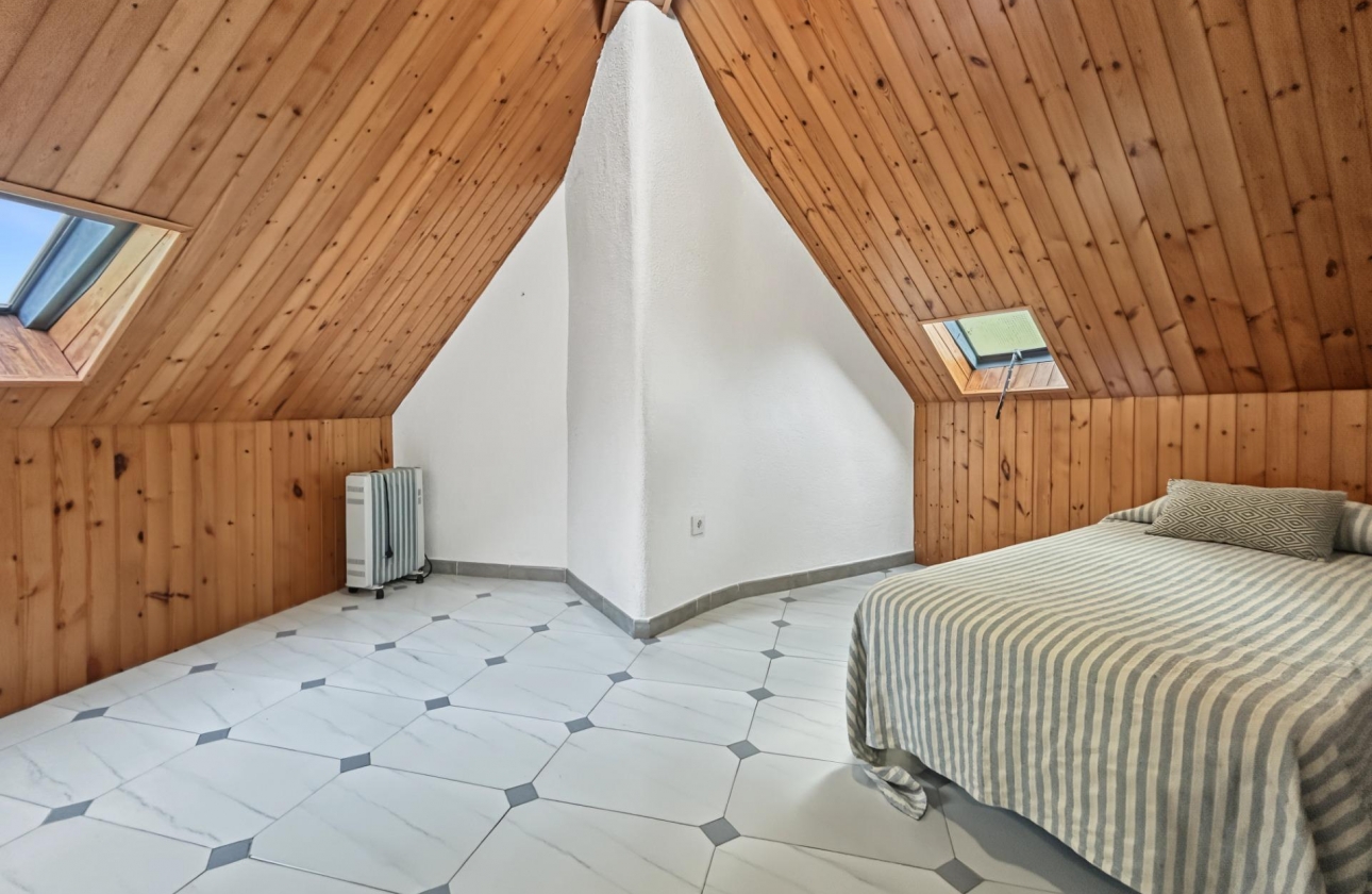 Resale - Villa - Orihuela Costa - Campoamor