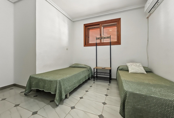 Resale - Villa - Orihuela Costa - Campoamor