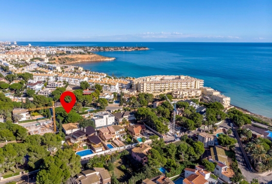 Resale - Villa - Orihuela Costa - Campoamor