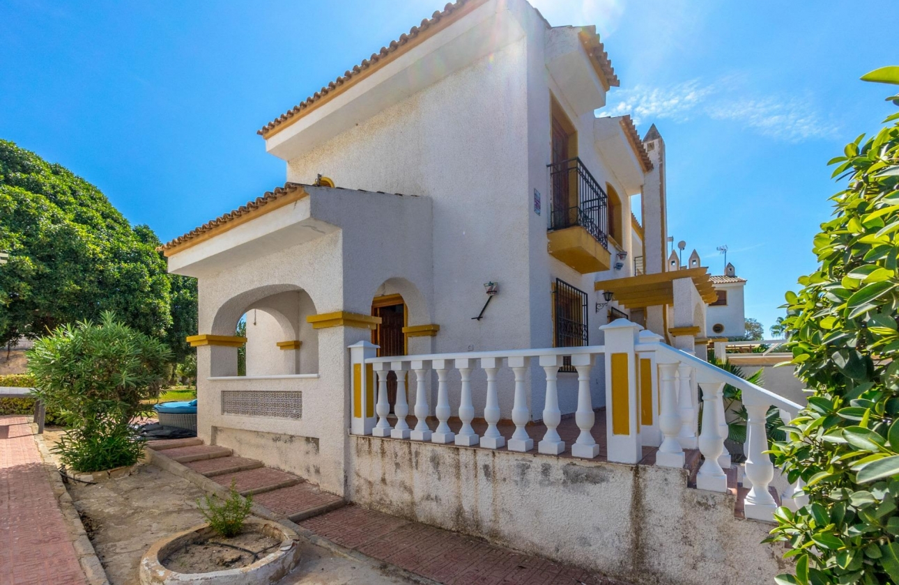 Wiederverkauf - Villa - Torrevieja - Los altos