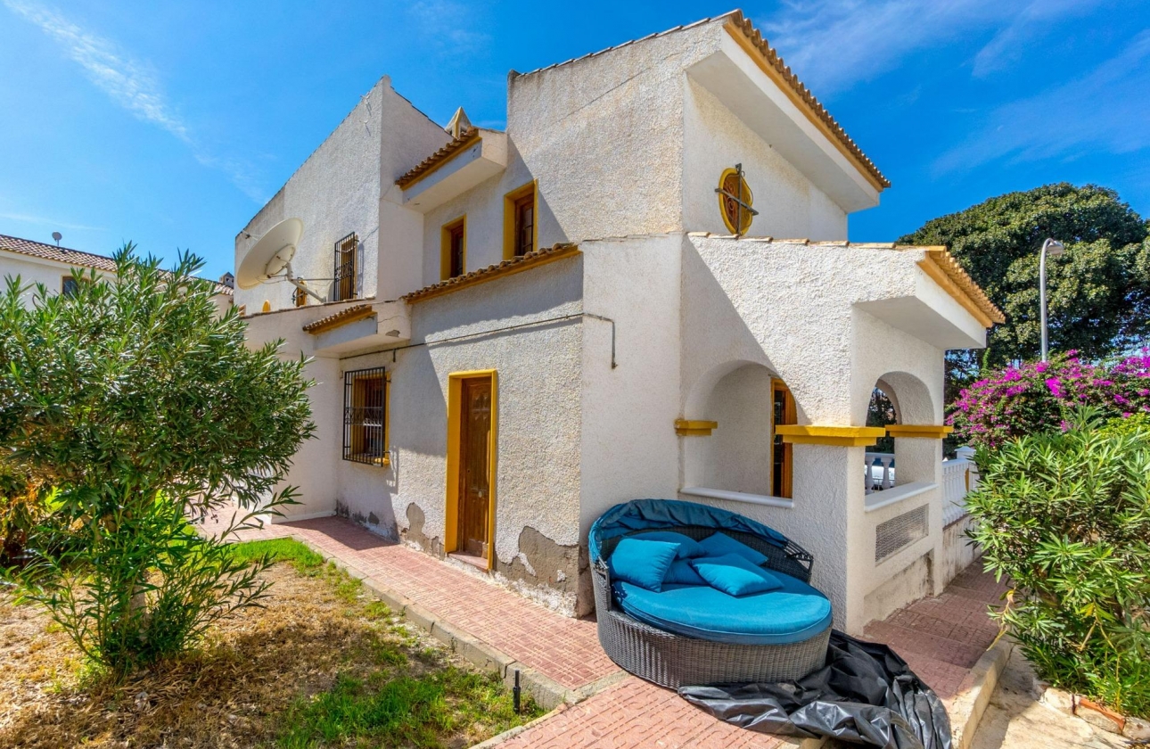 Wiederverkauf - Villa - Torrevieja - Los altos