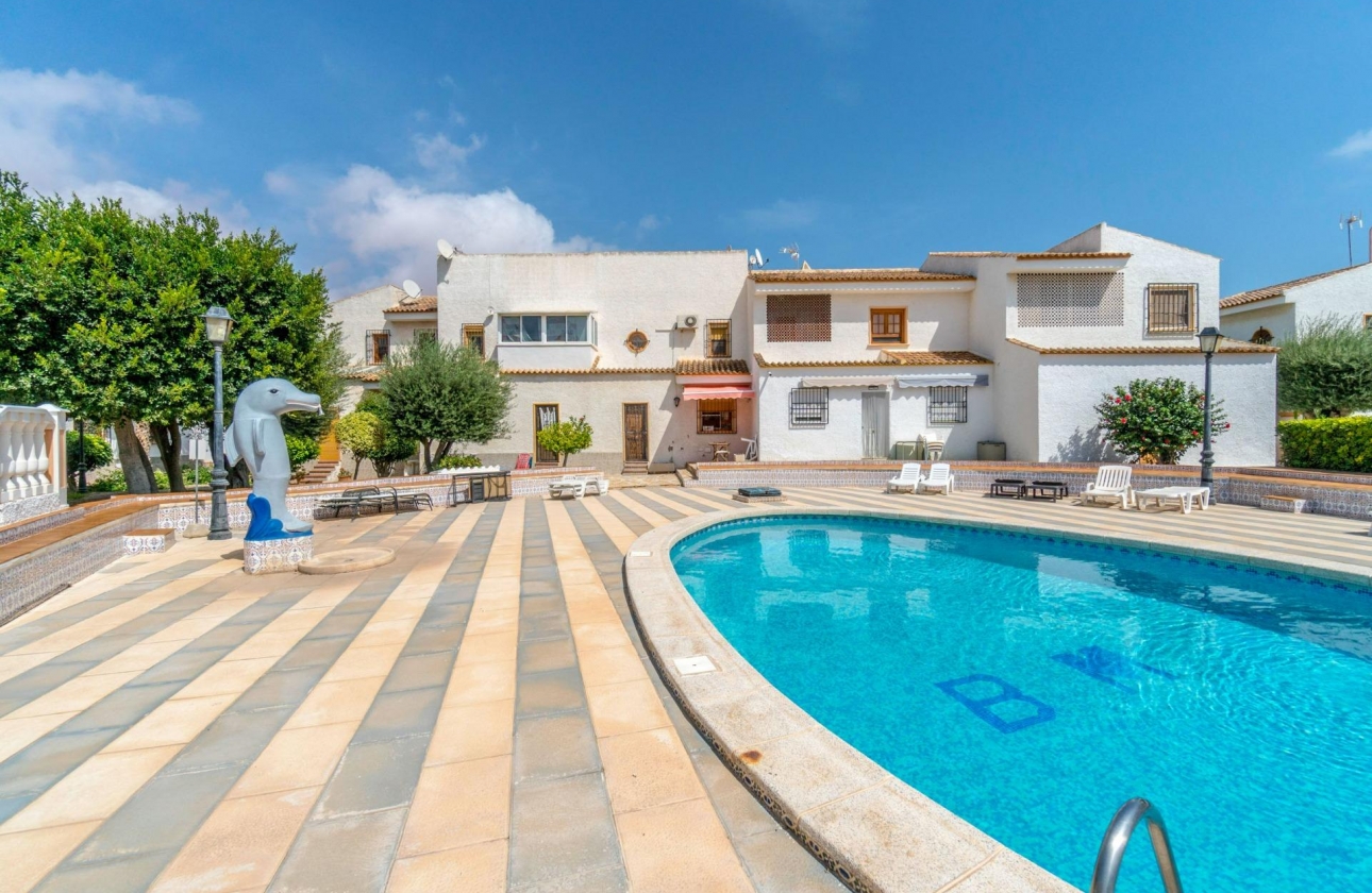 Reventa - Villa - Torrevieja - Los altos