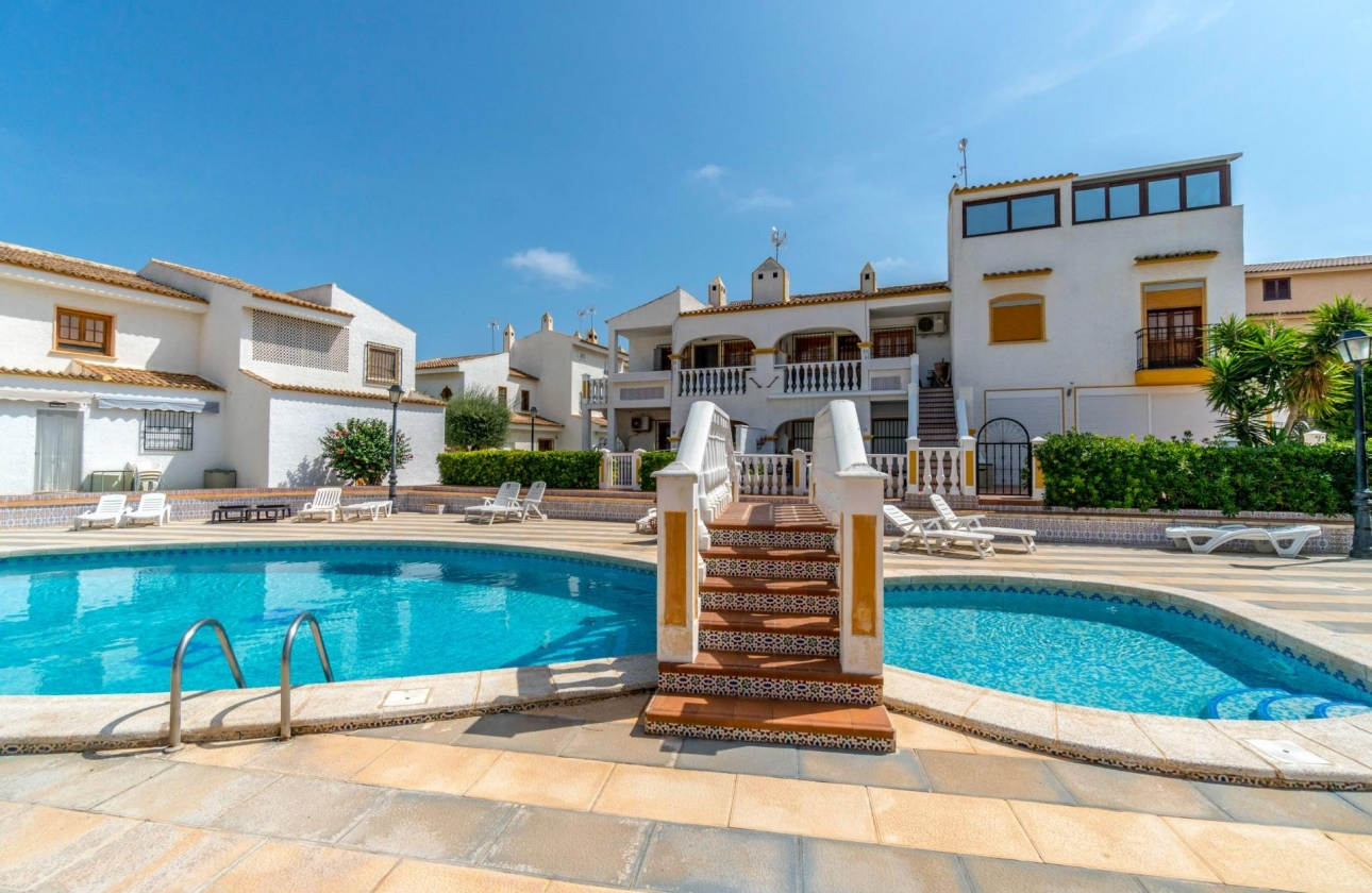 Wiederverkauf - Villa - Torrevieja - Los altos