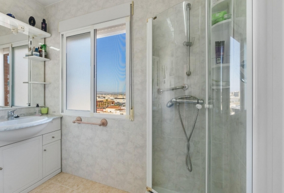 Resale - Apartment - Torrevieja - Nueva Torrevieja