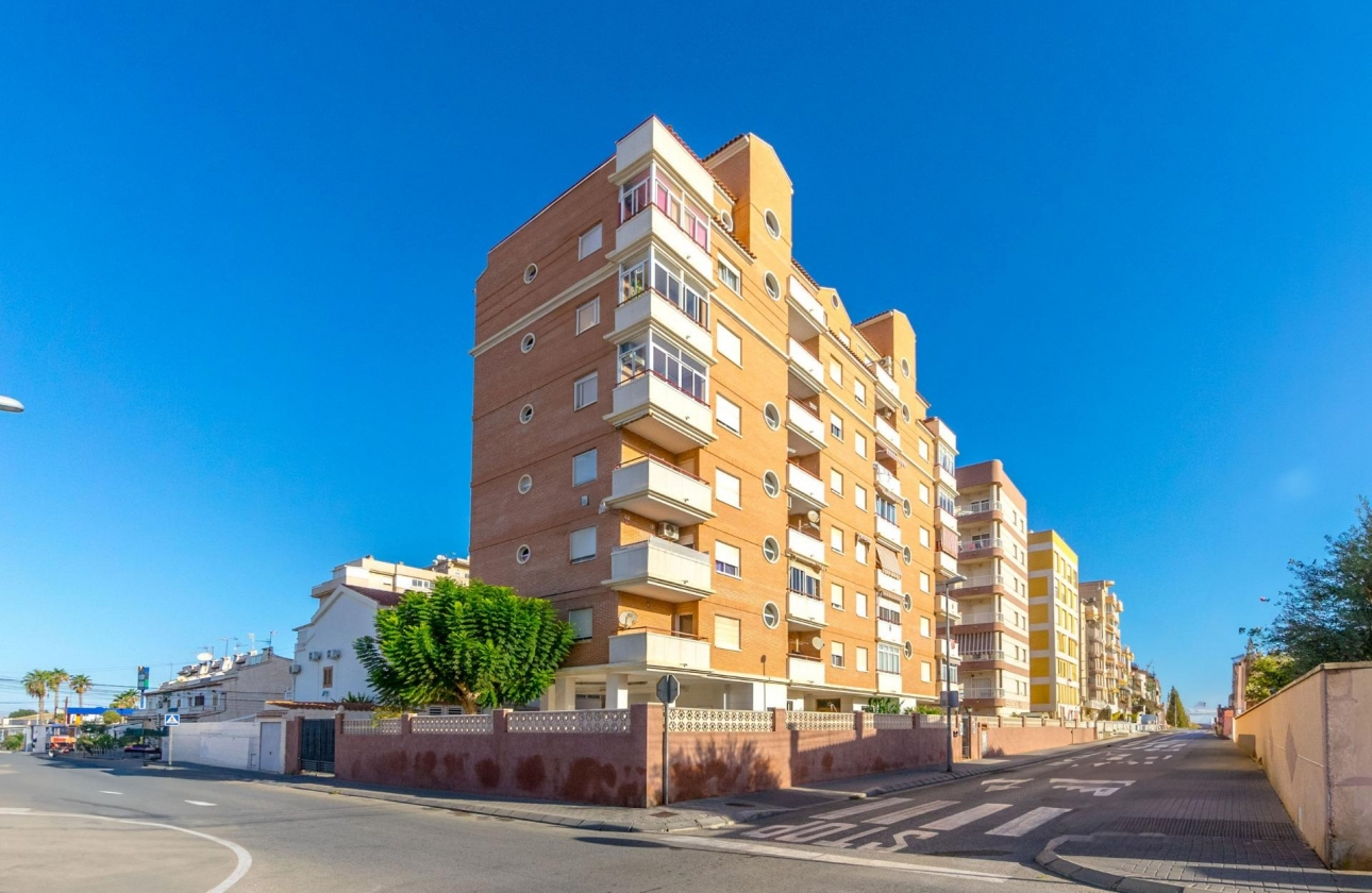 Resale - Apartment - Torrevieja - Nueva Torrevieja