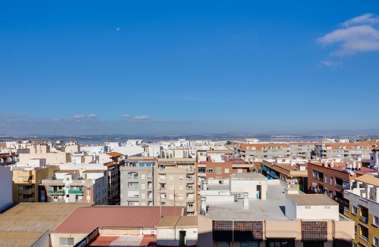 Reventa - APARTAMENTO - Torrevieja - Playa del Acequión