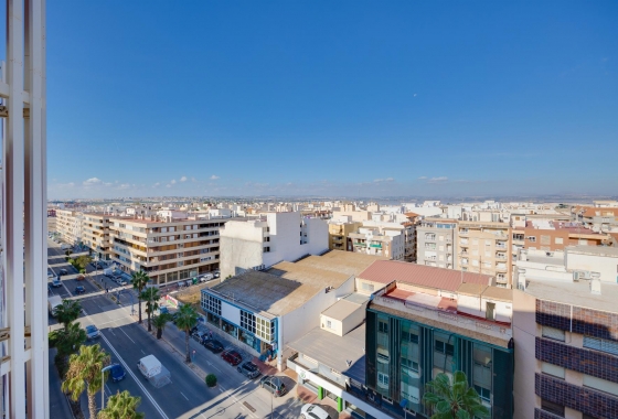 Revente - APARTAMENTO - Torrevieja - Playa del Acequión