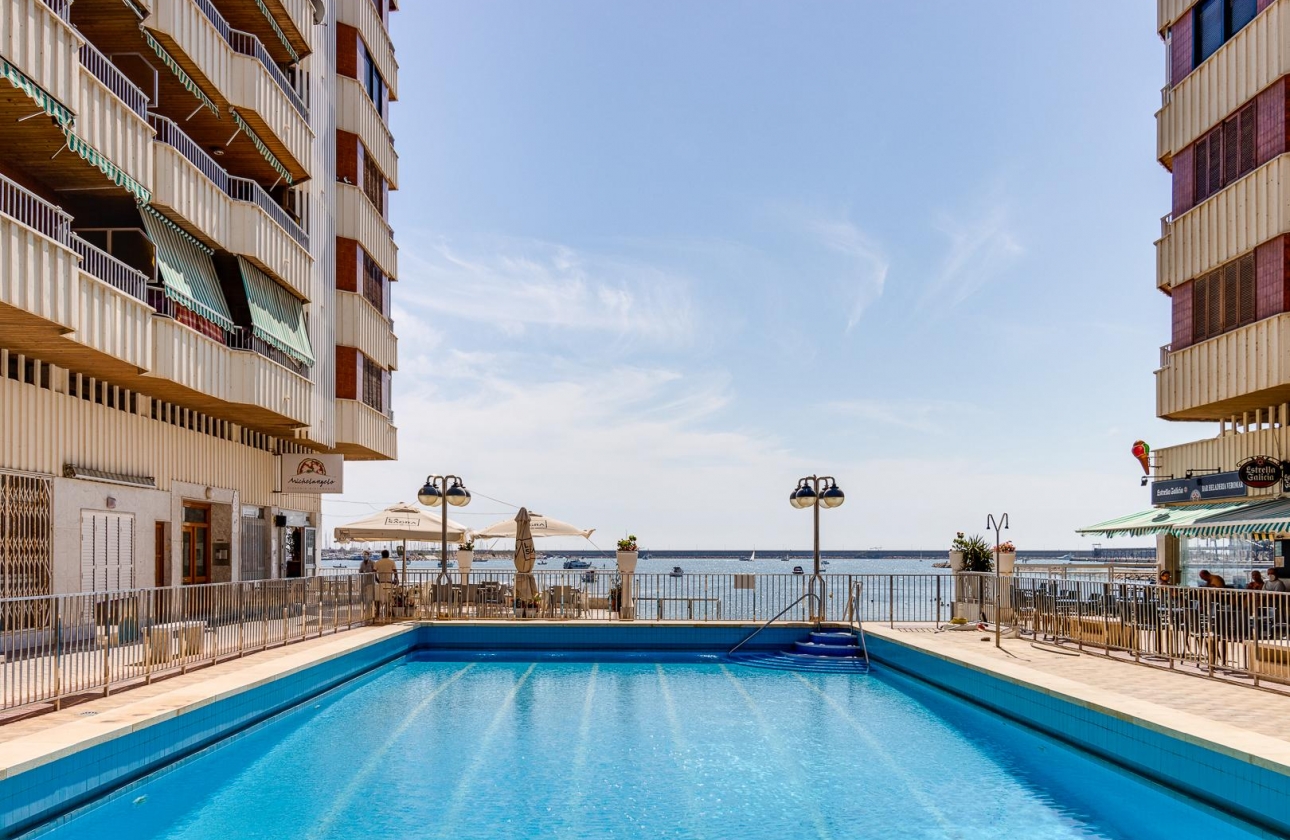 Reventa - APARTAMENTO - Torrevieja - Playa del Acequión