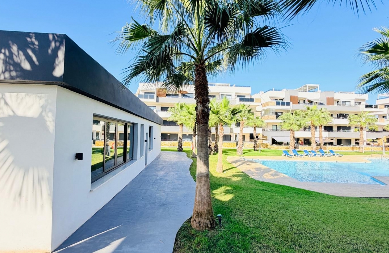 Resale - Apartment - Orihuela Costa - Los Altos