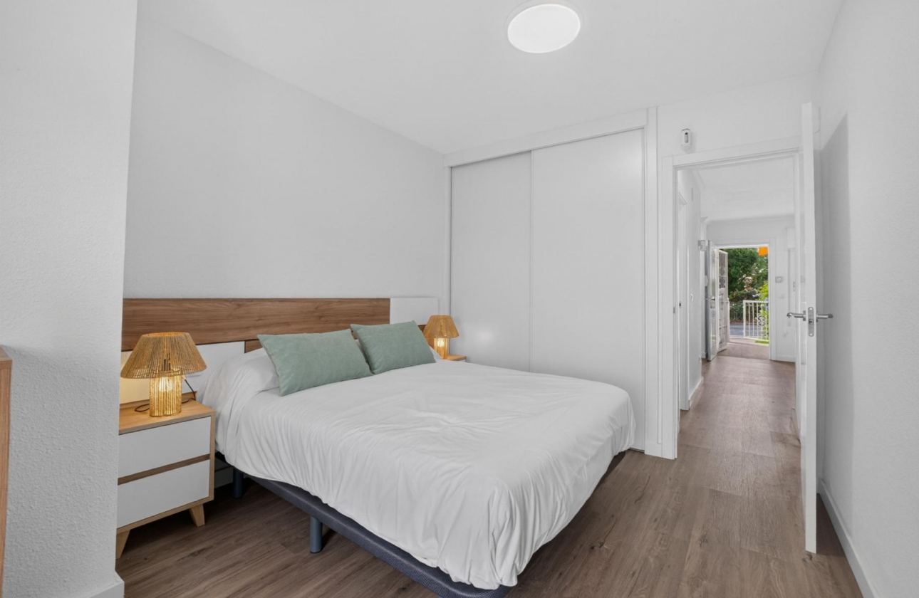 Resale - Bungalow - Orihuela Costa - Villamartin