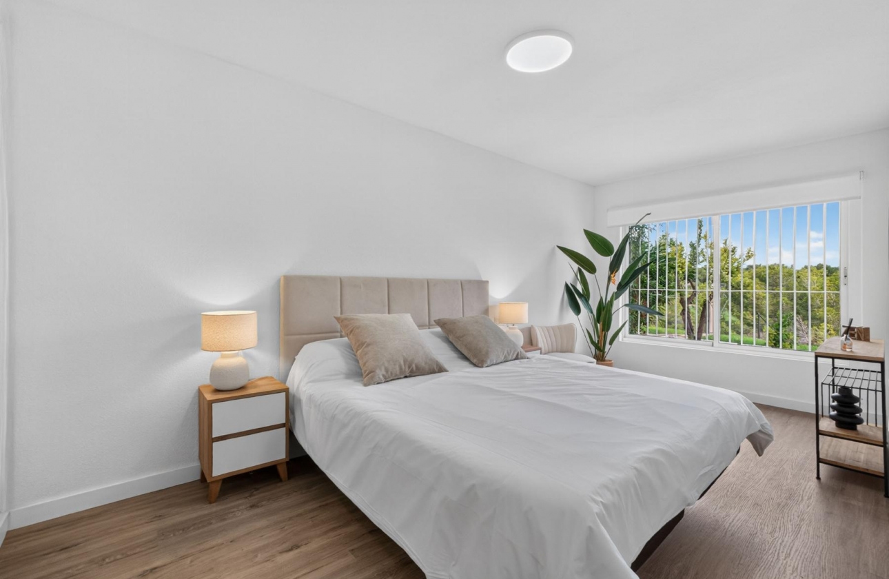 Resale - Bungalow - Orihuela Costa - Villamartin