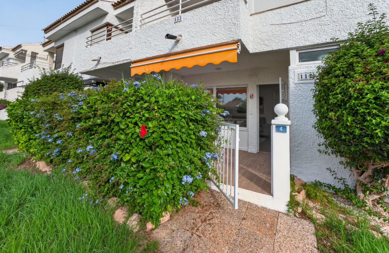 Resale - Bungalow - Orihuela Costa - Villamartin