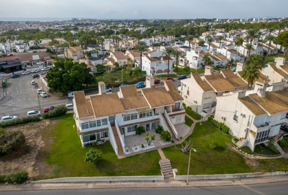 Resale - Bungalow - Orihuela Costa - Villamartin