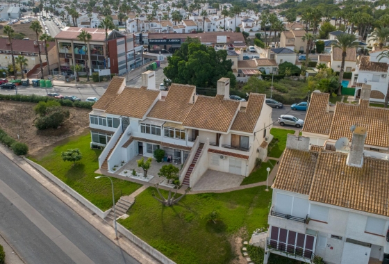Resale - Bungalow - Orihuela Costa - Villamartin