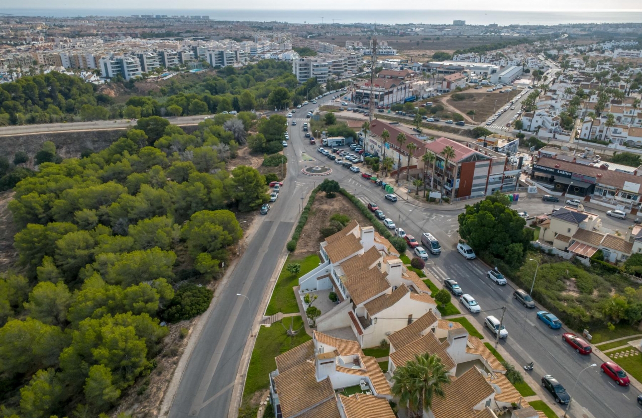 Resale - Bungalow - Orihuela Costa - Villamartin