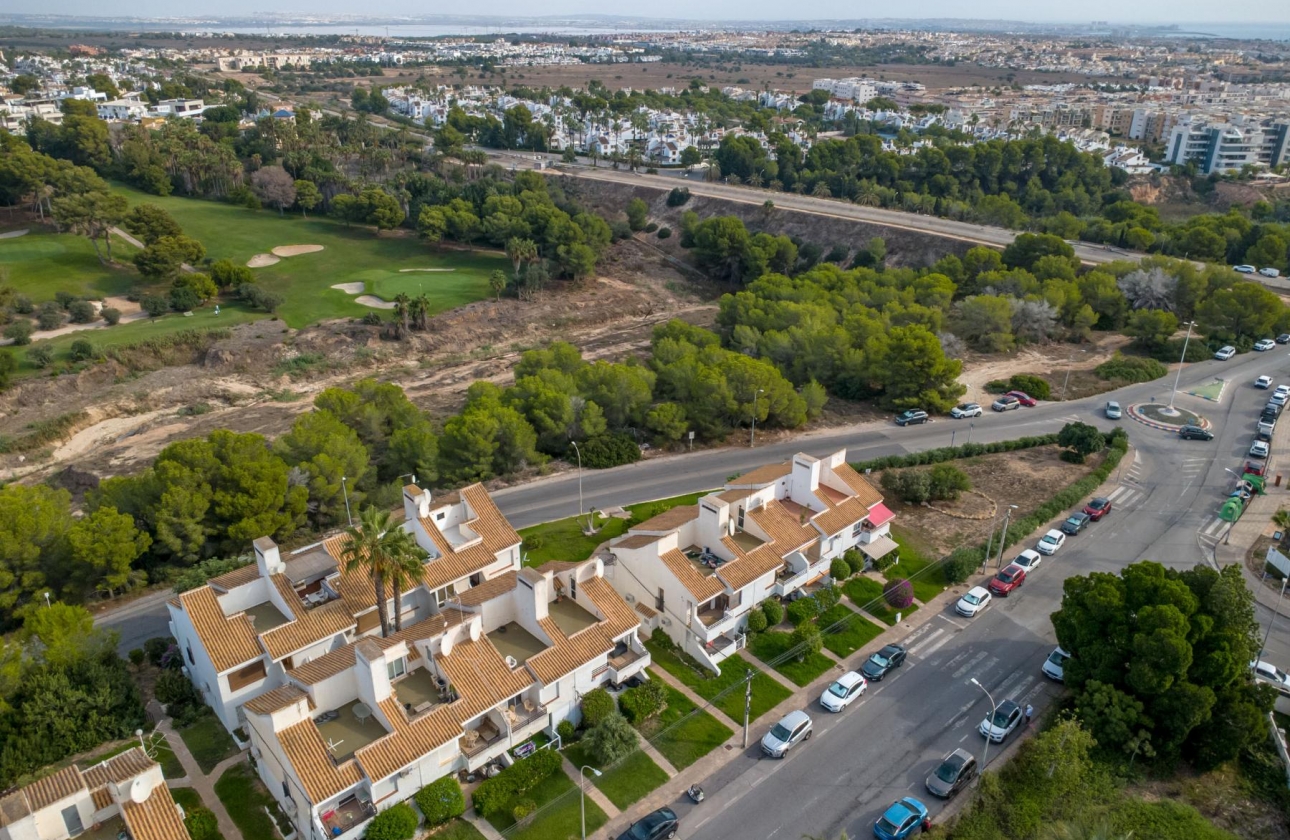 Resale - Bungalow - Orihuela Costa - Villamartin