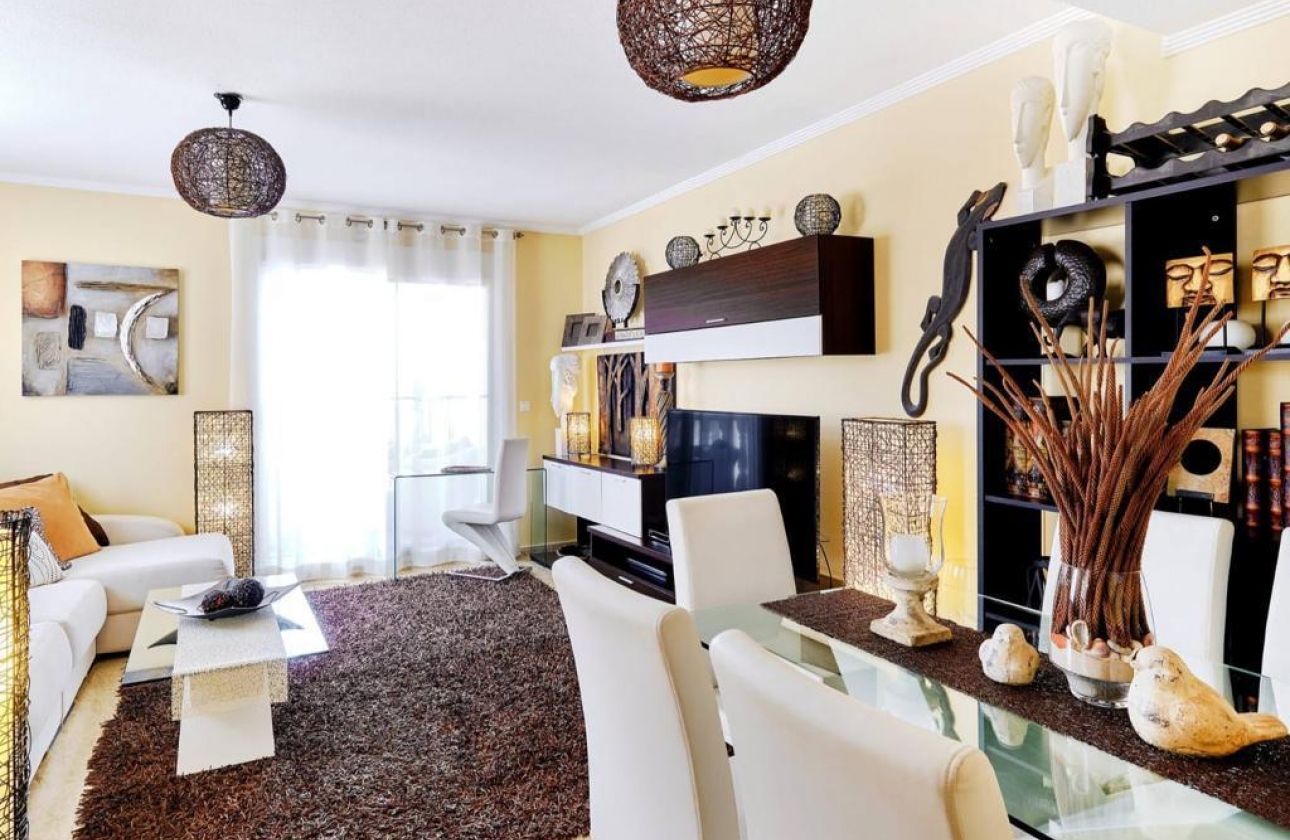 Resale - Apartment - Orihuela Costa - Campoamor