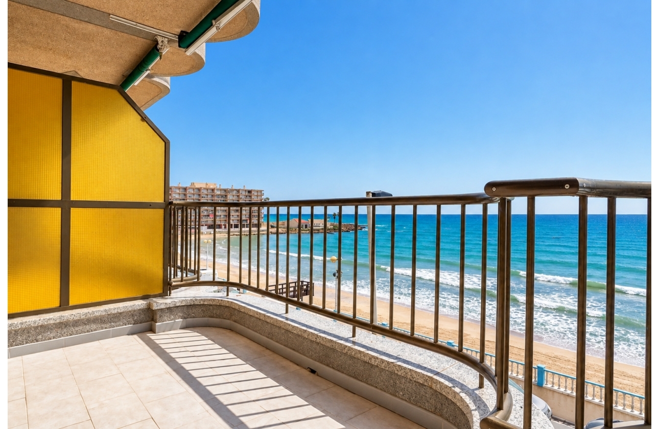 Resale - Apartment - Torrevieja - Playa de los Locos