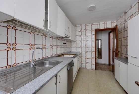 Resale - Apartment - Torrevieja - Playa del Acequión