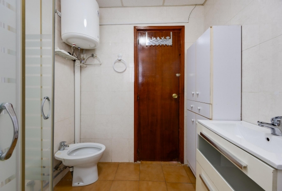 Resale - Apartment - Torrevieja - Playa del Acequión