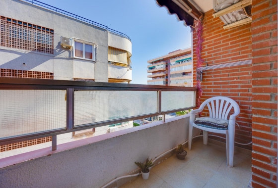 Resale - Apartment - Torrevieja - Playa del Acequión