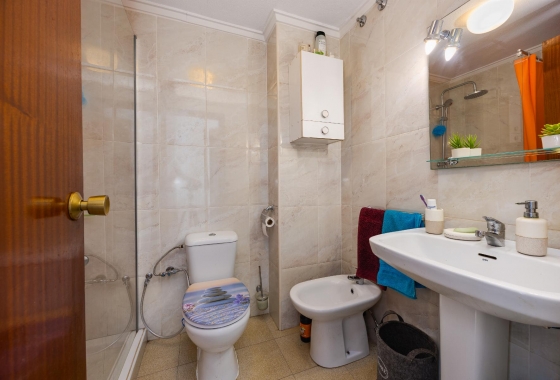 Resale - Apartment - Torrevieja - Playa del Acequión