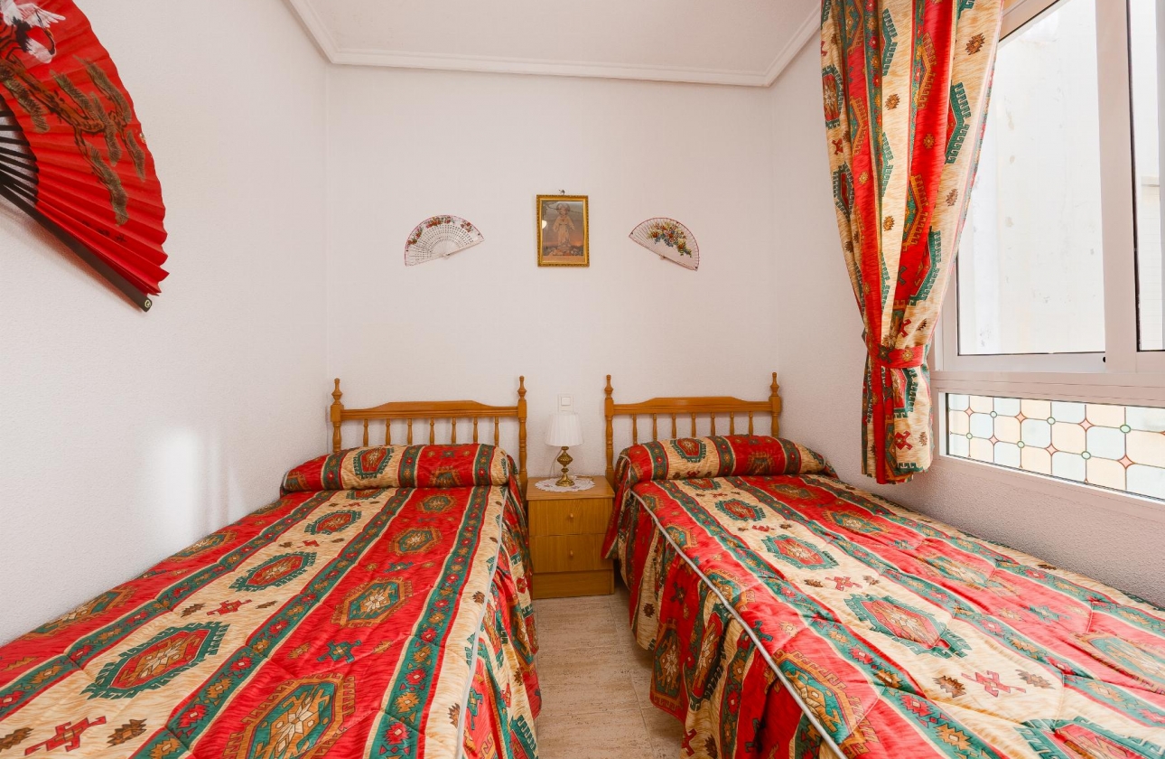Resale - Apartment - Torrevieja - Playa del Acequión