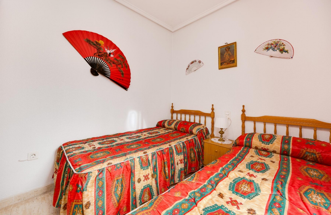 Resale - Apartment - Torrevieja - Playa del Acequión