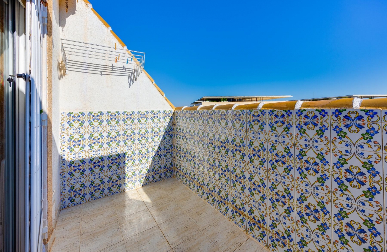 Resale - Apartment - Torrevieja - Playa del Acequión