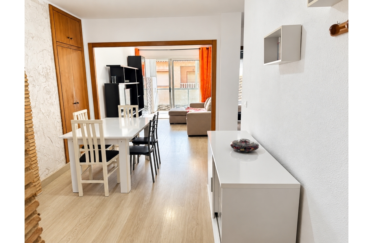 Resale - Apartment - Torrevieja - Playa de los Náufragos