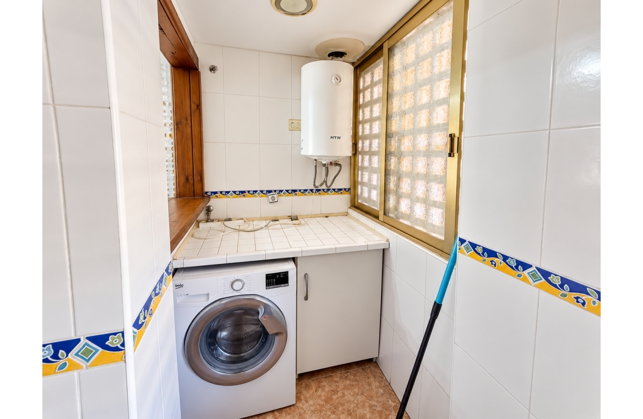 Resale - Apartment - Torrevieja - Playa de los Náufragos
