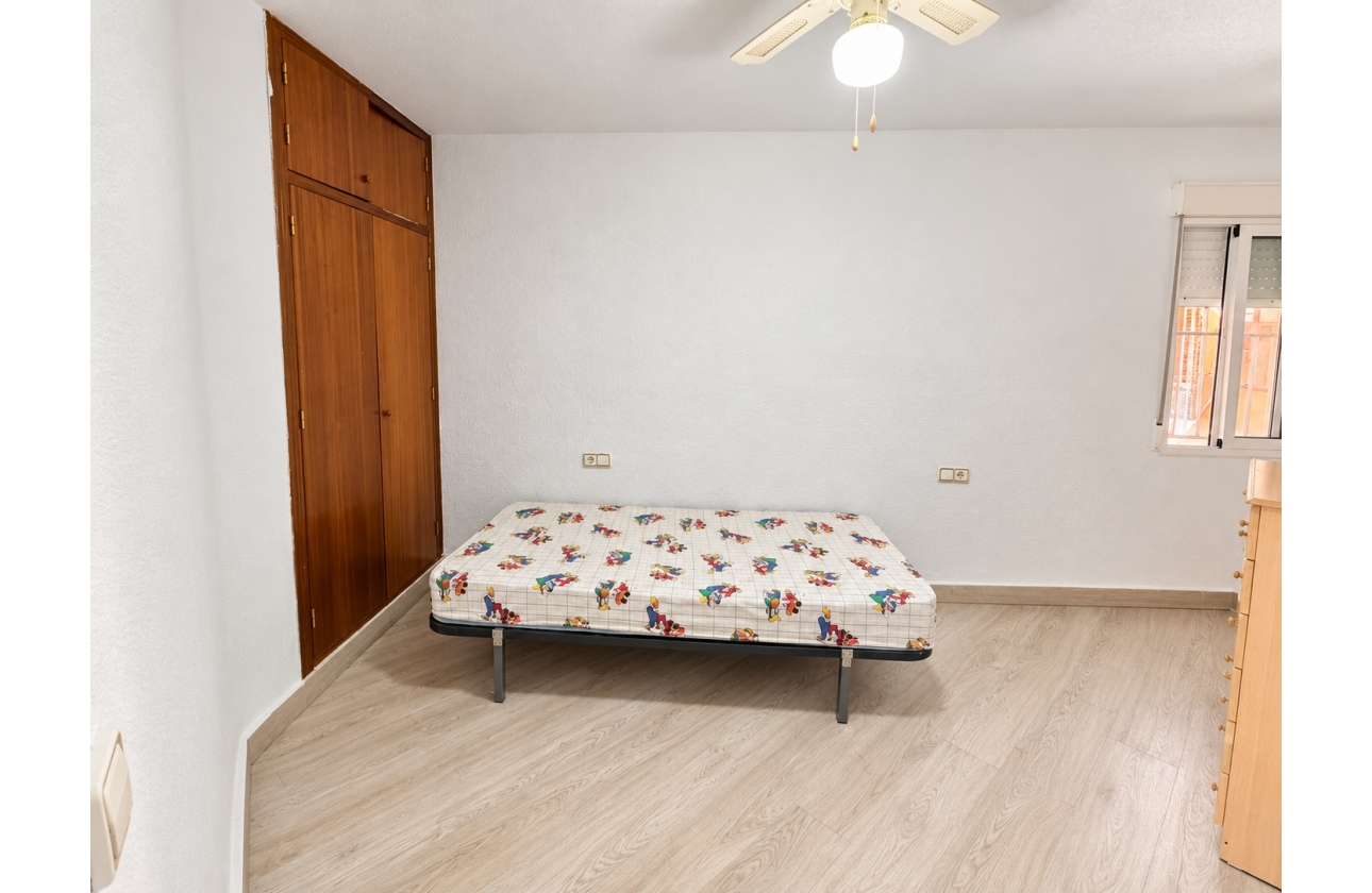 Resale - Apartment - Torrevieja - Playa de los Náufragos
