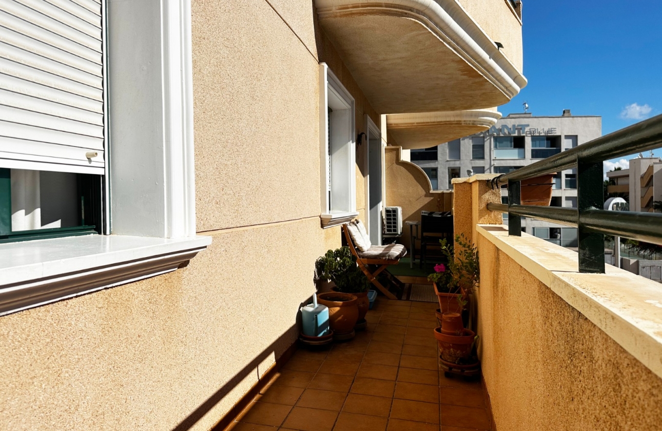 Resale - Apartment - Orihuela Costa - Aguamarina