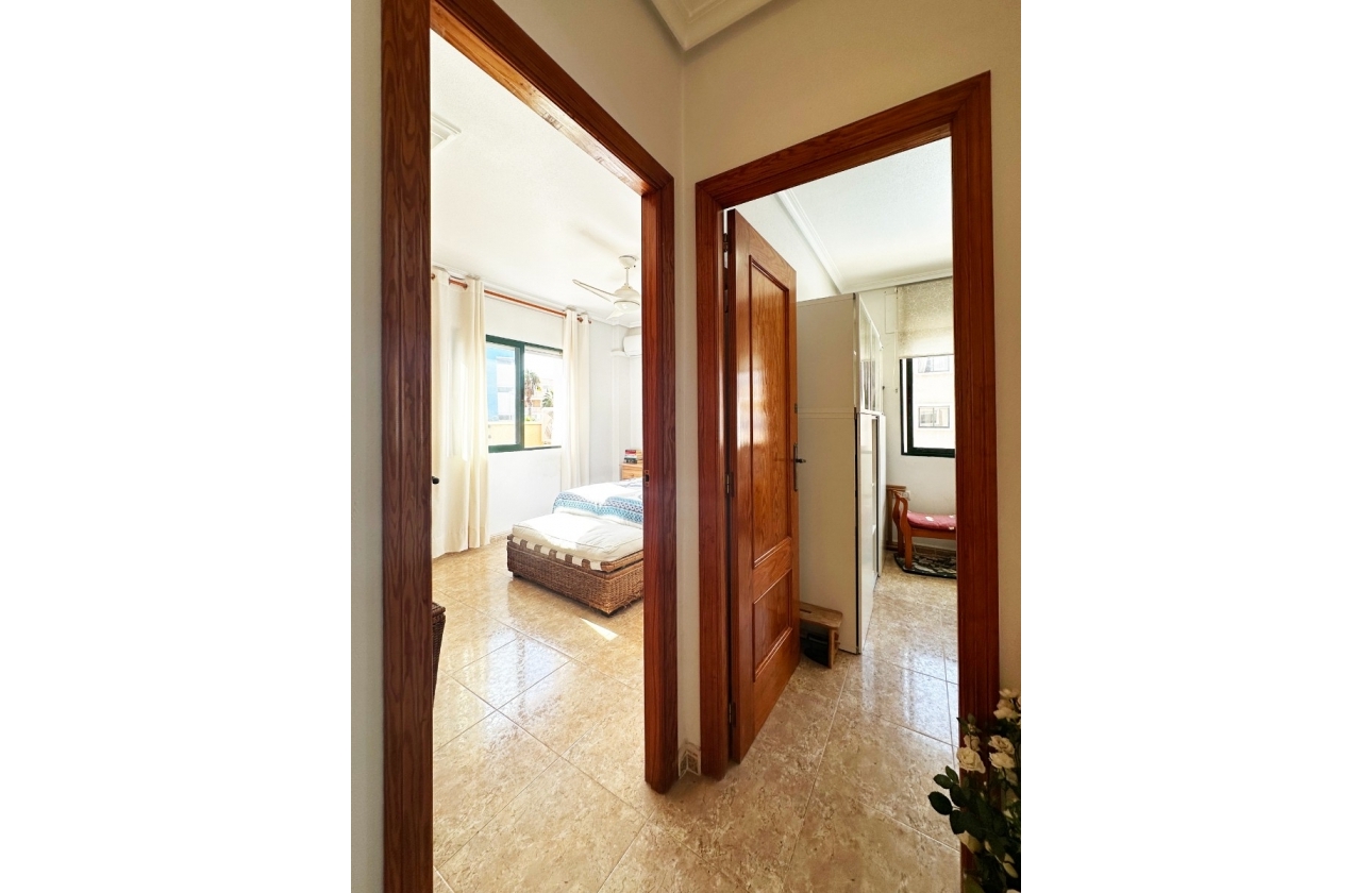Resale - Apartment - Orihuela Costa - Aguamarina