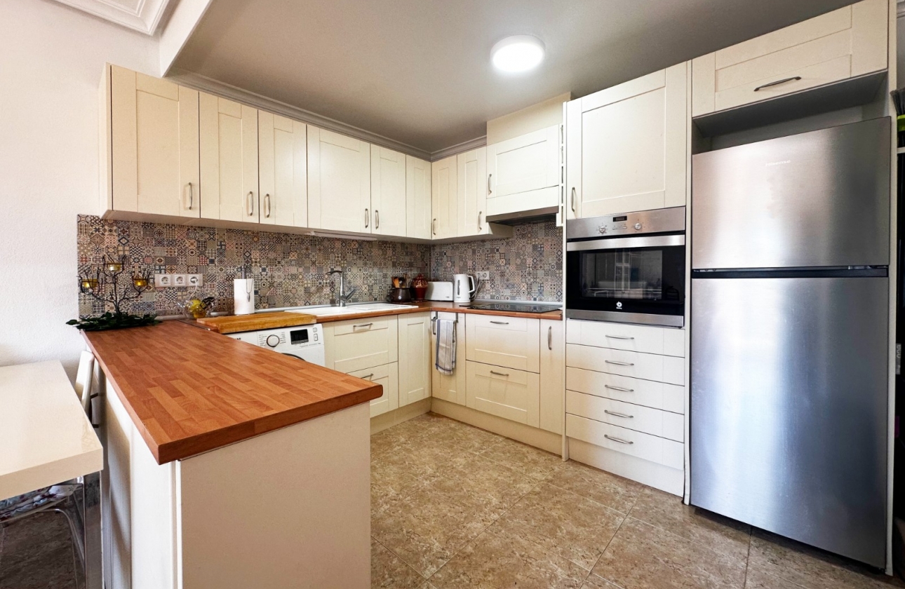 Resale - Apartment - Orihuela Costa - Aguamarina