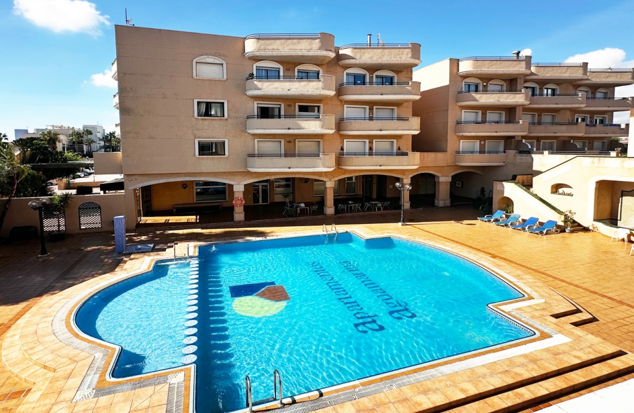 Resale - Apartment - Orihuela Costa - Aguamarina