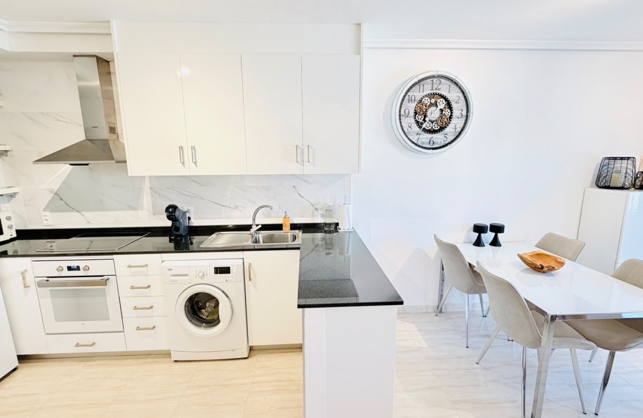 Resale - Villa - Daya Vieja
