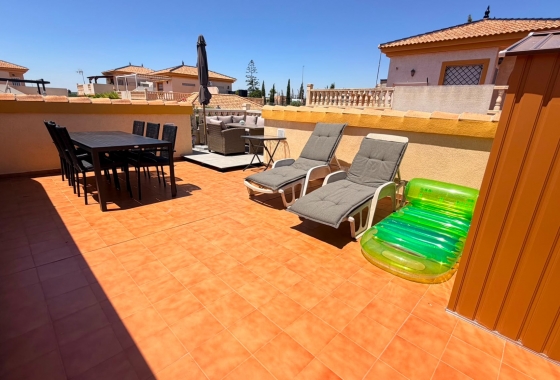 Resale - Villa - Los Montesinos - Urbanizacion montesol