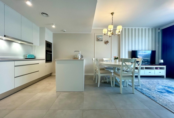 Resale - Apartment - Dehesa de campoamor - Campoamor
