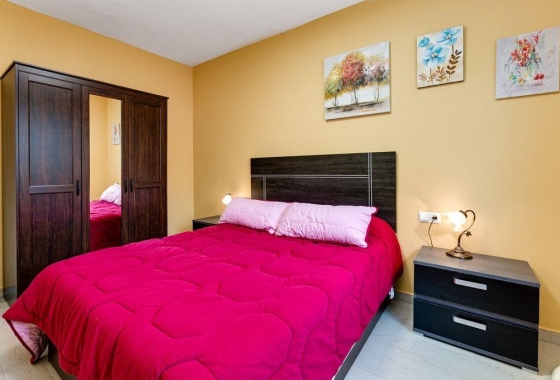 Resale - Villa - Torrevieja - La Siesta - El Salado - Torreta