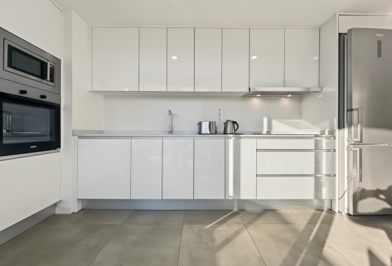 Resale - Apartment - Dehesa de campoamor - Campoamor