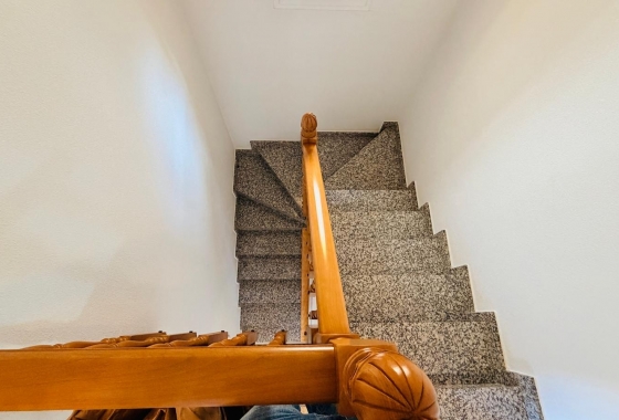 Resale - Villa - Los Montesinos - La Herrada
