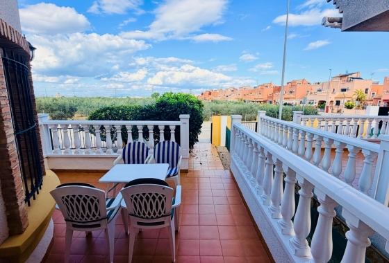 Resale - Villa - Los Montesinos - La Herrada