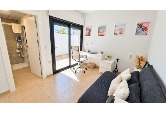 Resale - Villa - Orihuela Costa - Villamartin