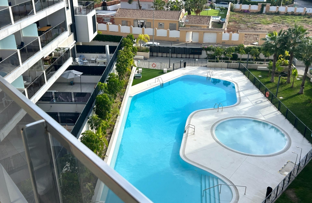 Resale - Apartment - Orihuela Costa - Altos de Campoamor