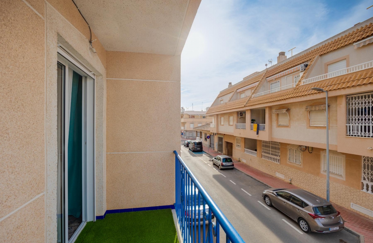 Reventa - APARTAMENTO - Torrevieja - PLAYA NAUFRAGOS